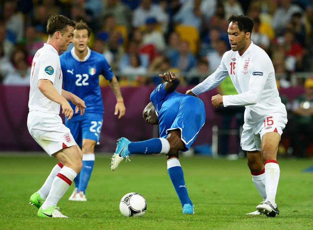 欧预赛战火重燃，球员拼尽全力奋勇争先(欧预赛英格兰国家队名单)